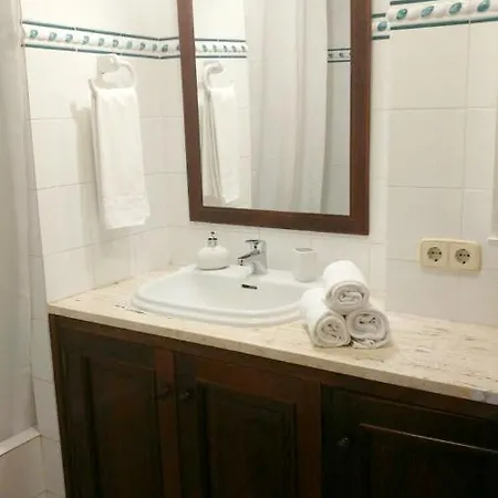 House With 3 Bedrooms In Cala Millor With Enclosed Garden And Wifi 100 M From The Beach Hébergement de vacances