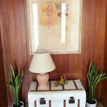 House With 3 Bedrooms In Cala Millor With Enclosed Garden And Wifi 100 M From The Beach Hébergement de vacances
